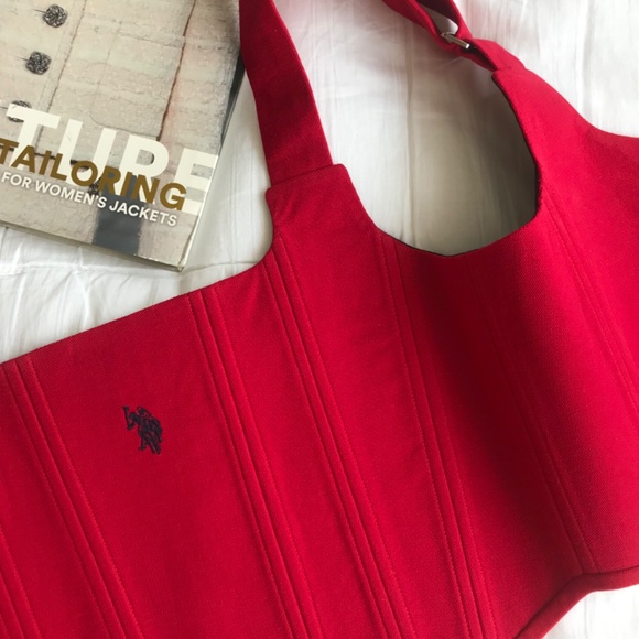 Corset - Picture 5 of 9